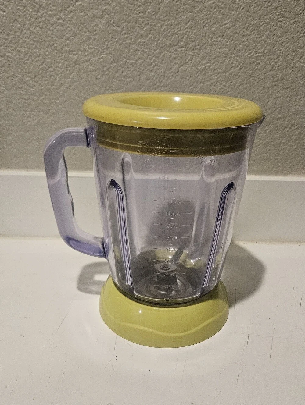 Margaritaville Frozen Concoction Maker Plastic Pitcher 36oz DM0500 DM0600 DM0700